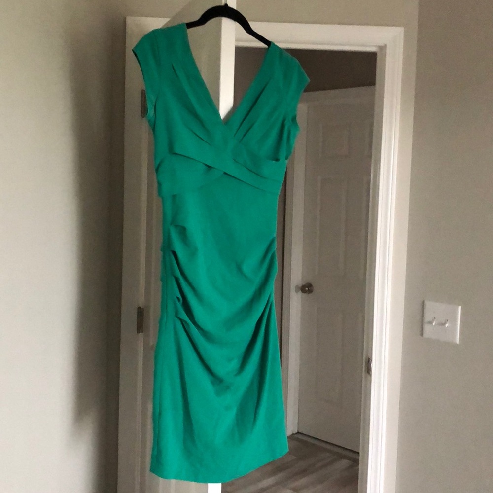 Stunning emerald green BCBG MAXAZRIA dress!